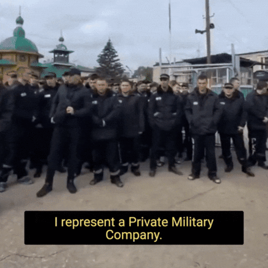 지난 9월에는 바그너그룹 수장인 예브게니 프리고진이 마리옐 공화국 수도 요시카르올라의 한 교도소를 찾아 직접 모병 활동을 하는 동영상이 공개되기도 했다. 2022.9.14 러시아 크리미널