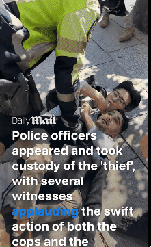 중국인으로 추정되는 남성 관광객이 스페인 바르셀로나에서 소매치기를 붙잡는 영상이 화제가 됐다. 엑스 영상 캡처