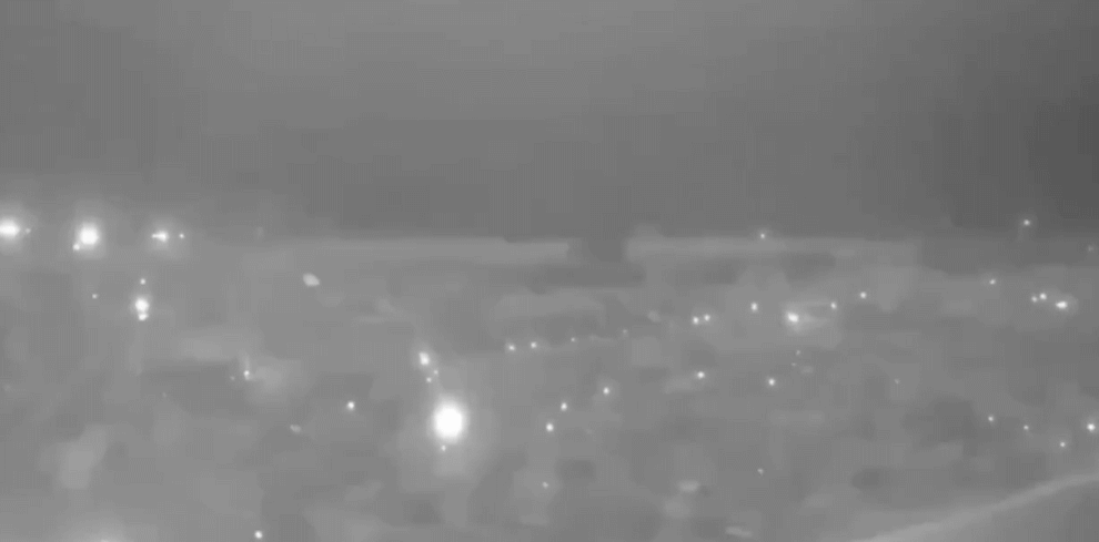 오레시니크가 드니프로에 떨어지는 모습을 담은 영상의 일부