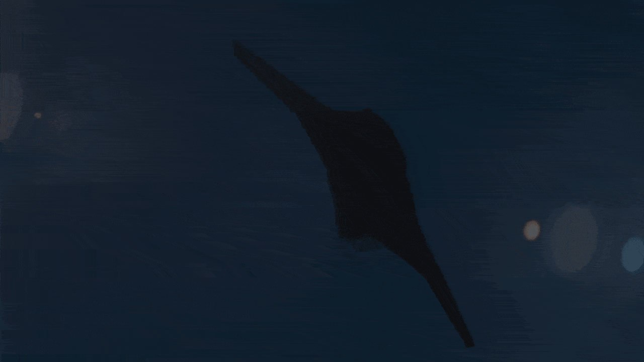 엑스밧 전투 드론이 수직으로 착륙하는 장면. 단일 제트엔진의 추력편향(벡터링) 기술을 활용해 연료를 소모한 저출력 상태에서 안정적으로 하강·착륙하는 모습을 보여준다. 영상=실드AI