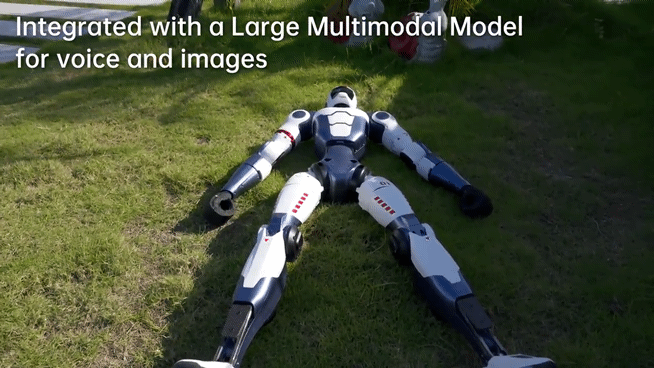 "부르셨습니까?" 중국 유니트리가 25일 공개한 휴머노이드 로봇 'R1'이 잔디밭에 누워있다가 급하게 일어나는 모습. [사진=유니트리 공식 유튜브 채널]