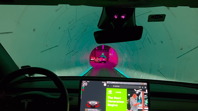 "벌써?" 베가스 루프로 1분만에 웨스트홀에서 센트럴홀로 이동을 마친 모습. [사진=박지은 기자]