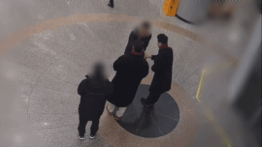 CCTV에 담긴 이천수 폭행 피해 장면 / 연합뉴스