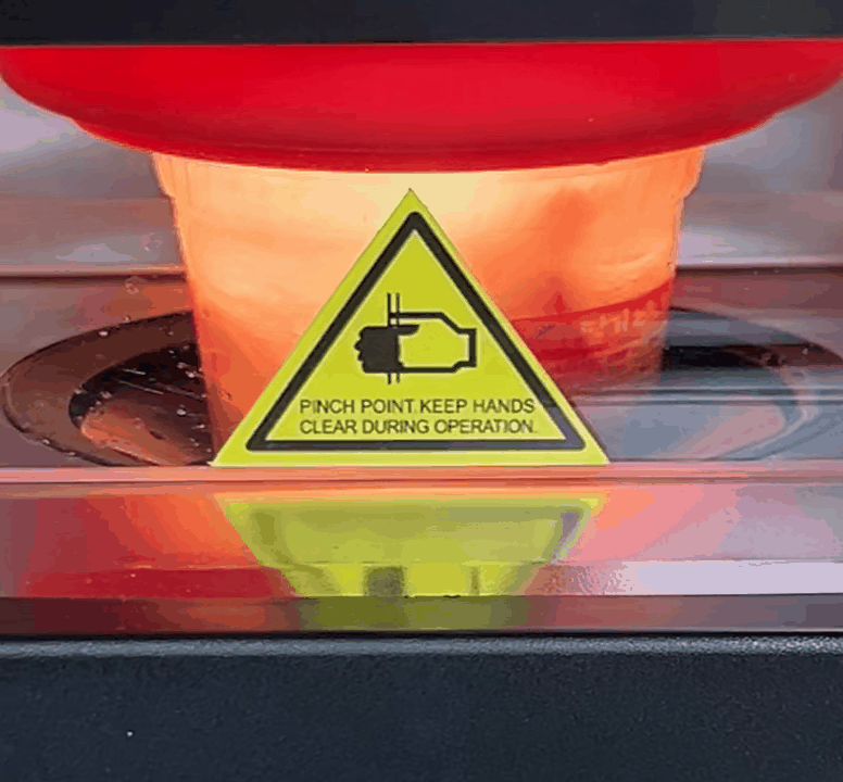 서울 강남에 위치한 GS25 매장에서 '딸기 바나나' 스무디가 만들어지고 있다. 사진=김현지 기자