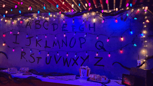 KFC와 기묘한 이야기 5의 협업 팝업스토어가 운영되는 KFC 서울 신촌역점 [김혜진 기자]