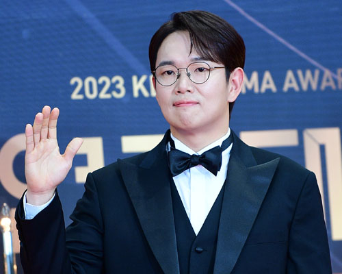 스타투데이