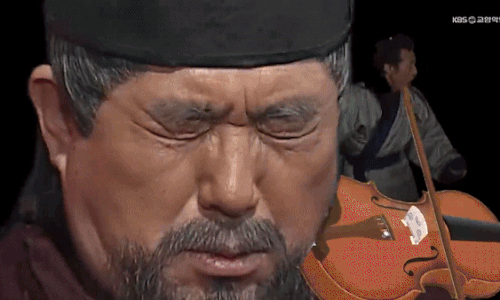 KBS교향악단 공식 유튜브 채널에 2000년도 전 국민적 인기를 얻었던 KBS 1TV 드라마 ‘태조왕건’에 담긴 인기 대사들이 편집된 영상이 올라와 눈길을 끌고 있다. (영상=KBS교향악단 유튜브 캡처)