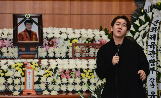 이데일리