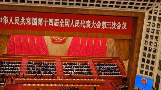 지난 5일 중국 베이징 인민대회당에서 시진핑(가운데) 중국 국가주석 등이 전국인민대표대회 개막식에 입장하고 있다. (사진=이데일리 이명철 특파원)