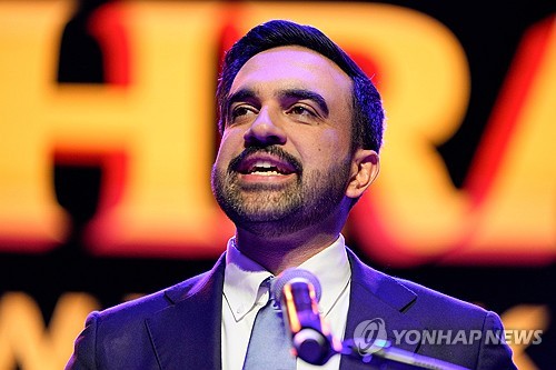 맘다니 "도널드 보고 있죠?" 도발에 트럼프 "이제 시작" 경고