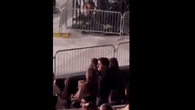 캐나다 토론토에서 열린 테일러 스위프트 콘서트에서 포착된 쥐스탱 트뤼도 캐나다 총리. ‘엑스’ 갈무리