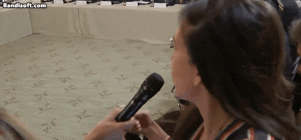 트럼프 대통령은 지난 23일 백악관 기자회견에서 한 프랑스 기자의 질문을 받은 뒤 “그가 하는 말을 한마디도 못 알아듣겠다”고 말하고 있다. [엑스(X·옛 트위터)]