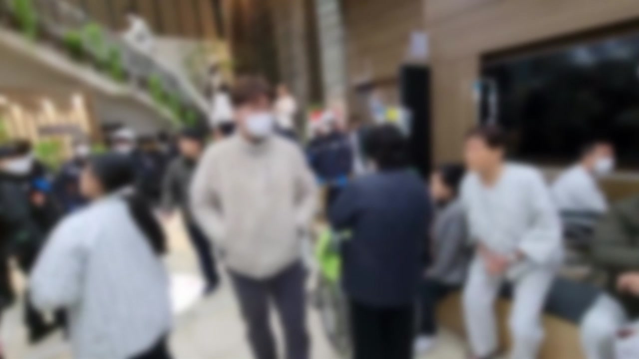 경기 안양 종합병원 화재로 환자 등 3백여 명 대피