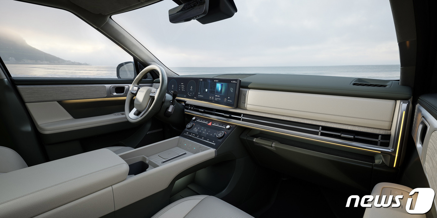 넓은 실내공간 갖춘 신형 싼타페