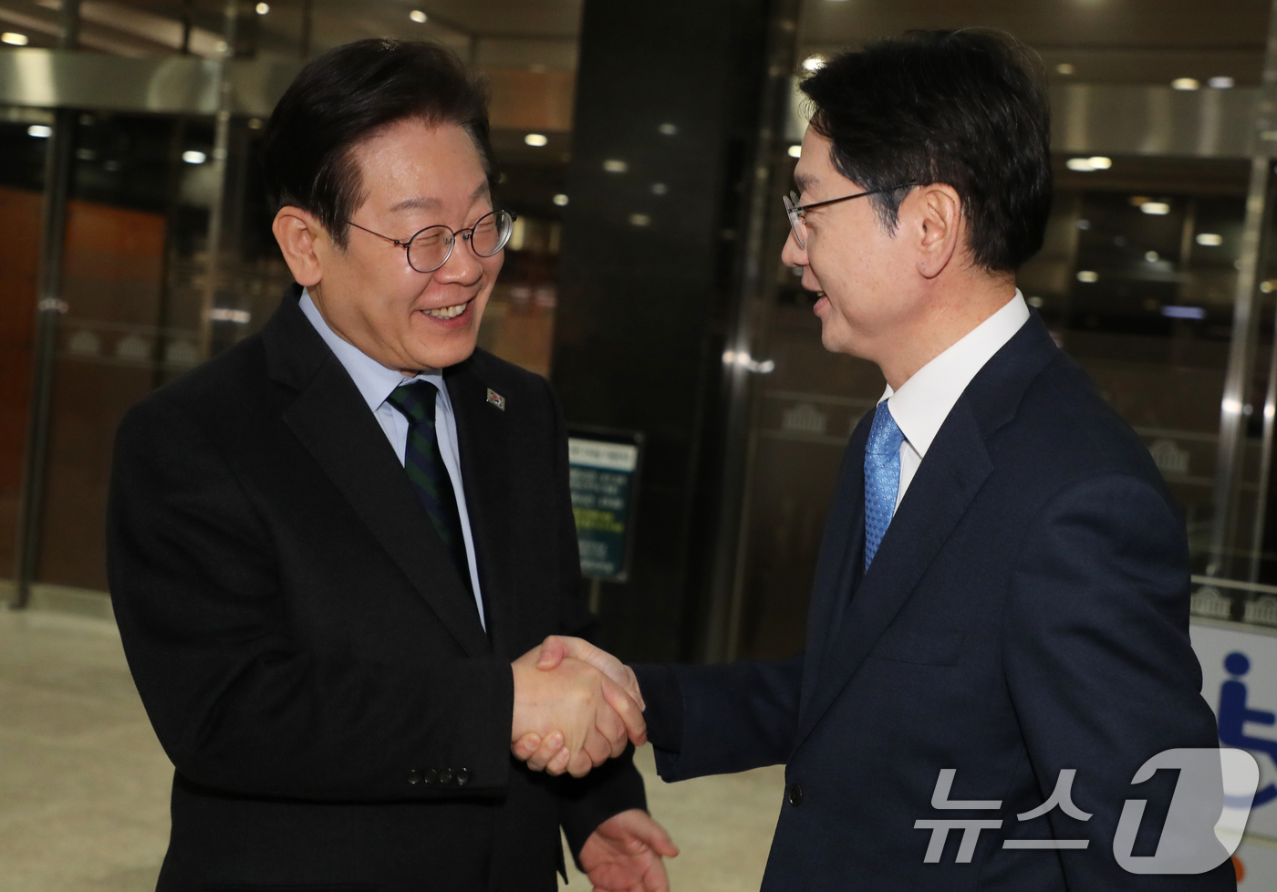 뉴스1