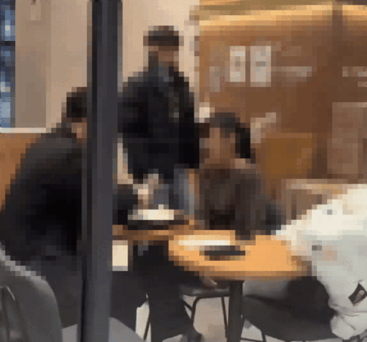 (온라인 커뮤니티 갈무리)