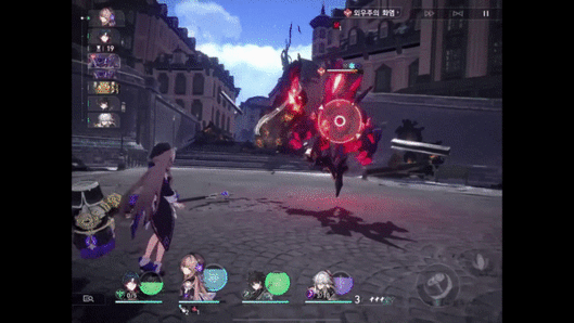 6세대 아이패드 프로(12.9인치)로 ‘붕괴:스타레일’을 플레이한 모습.