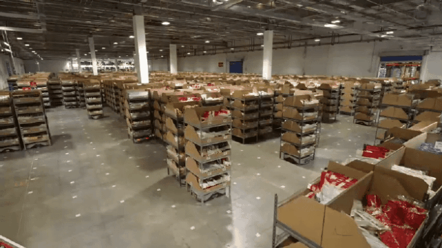 중국 베이징 다싱의 징둥물류 '아시아1호' 스마트 물류창고 '디랑' 작업장 모습. [사진=징둥물류 제공]