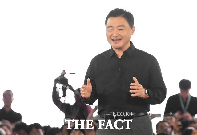 더팩트