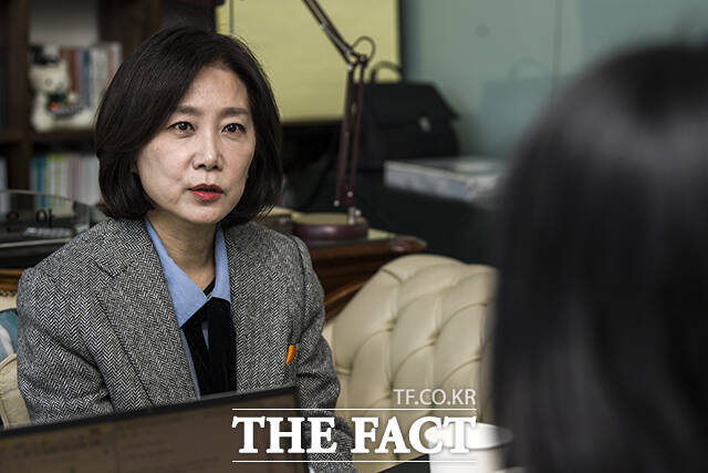 더팩트