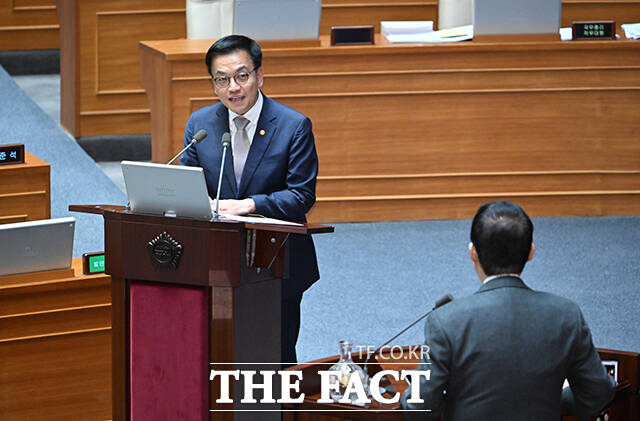 더팩트